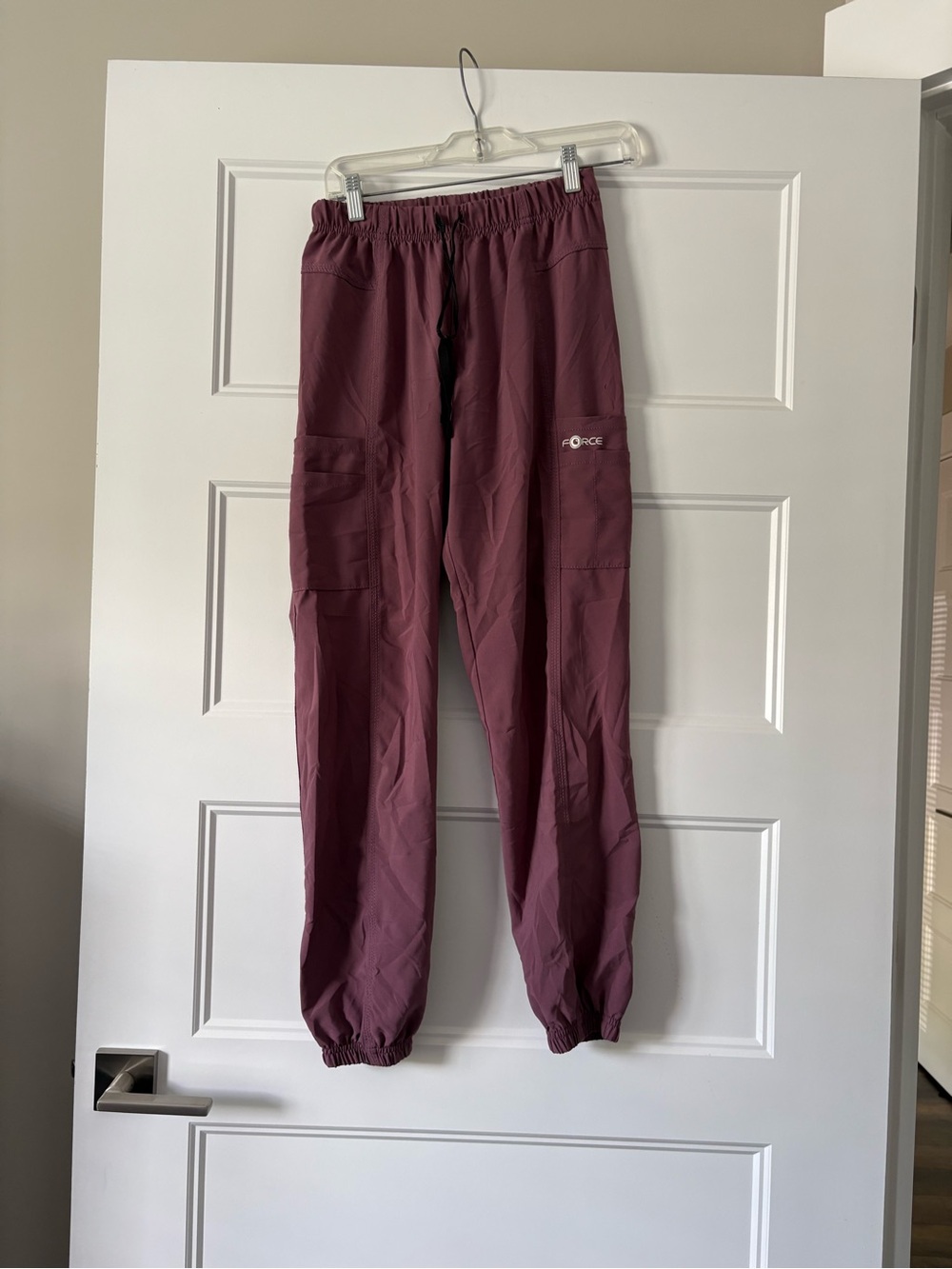 Carhartt force cross flex cargo jogger scrubs Xs